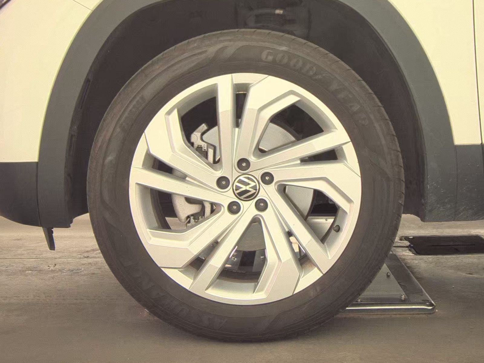 2023 Volkswagen Atlas 3.6L SE FWD