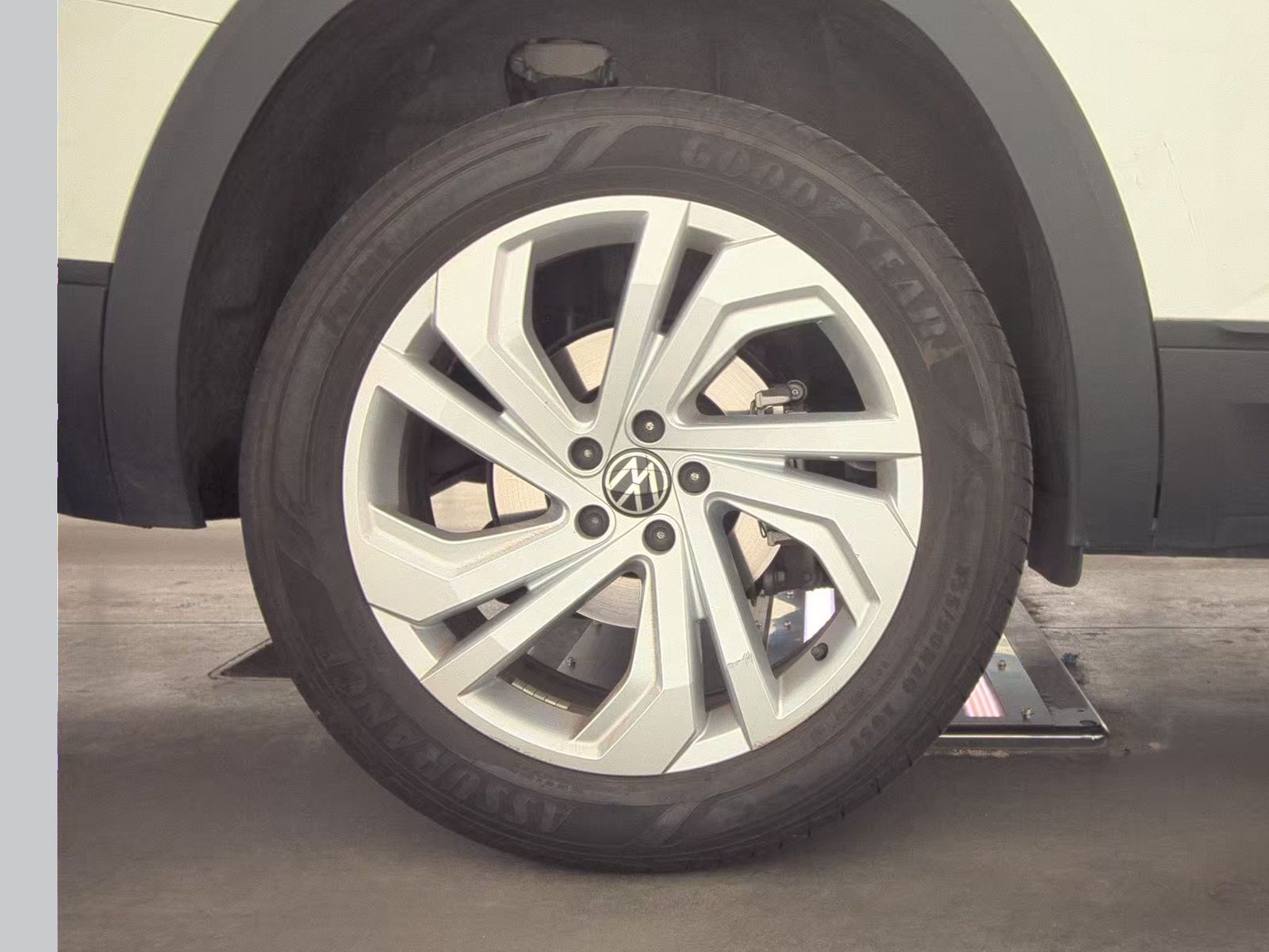 2023 Volkswagen Atlas 3.6L SE FWD