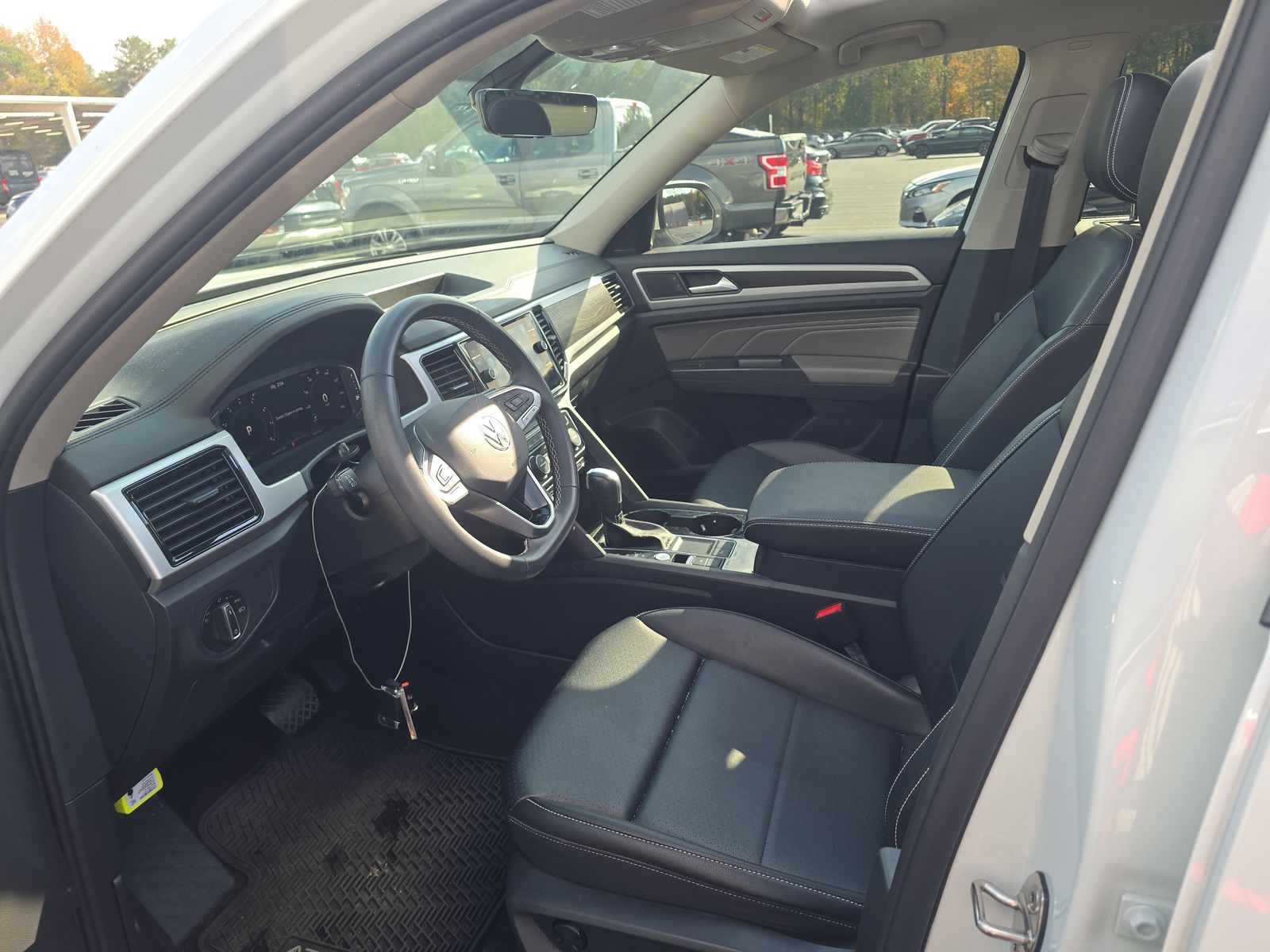 2023 Volkswagen Atlas 3.6L SE FWD