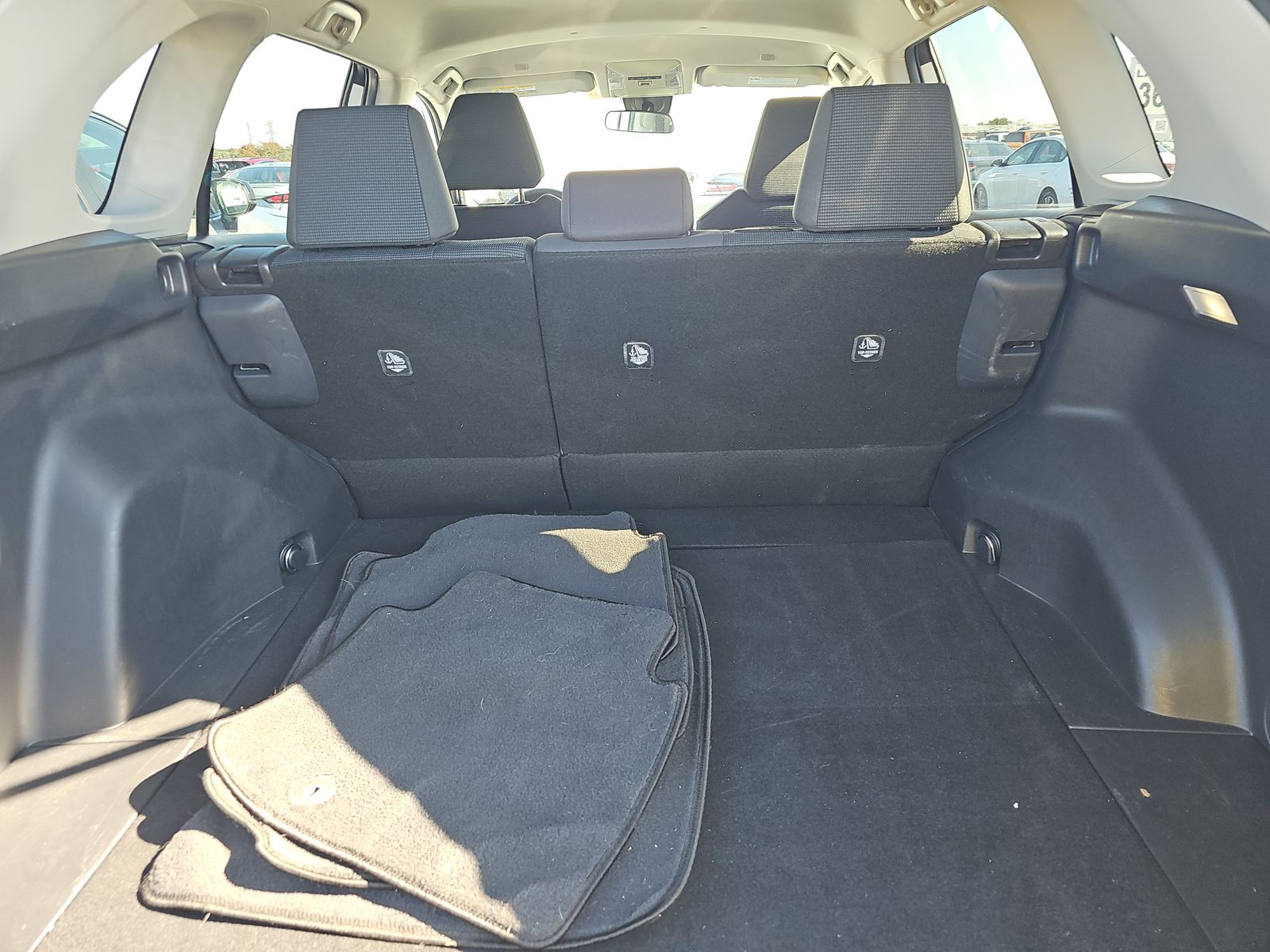 2025 Toyota RAV4 LE FWD