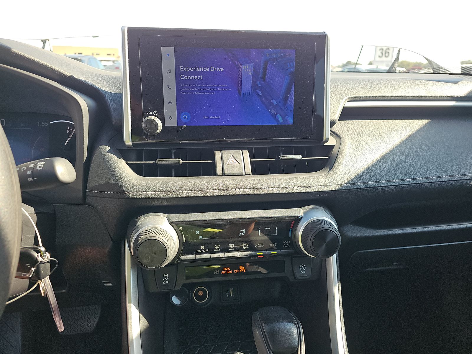 2025 Toyota RAV4 LE FWD