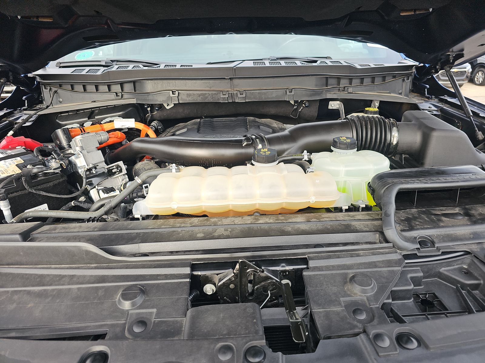 2022 Ford F-150 Hybrid Lariat AWD