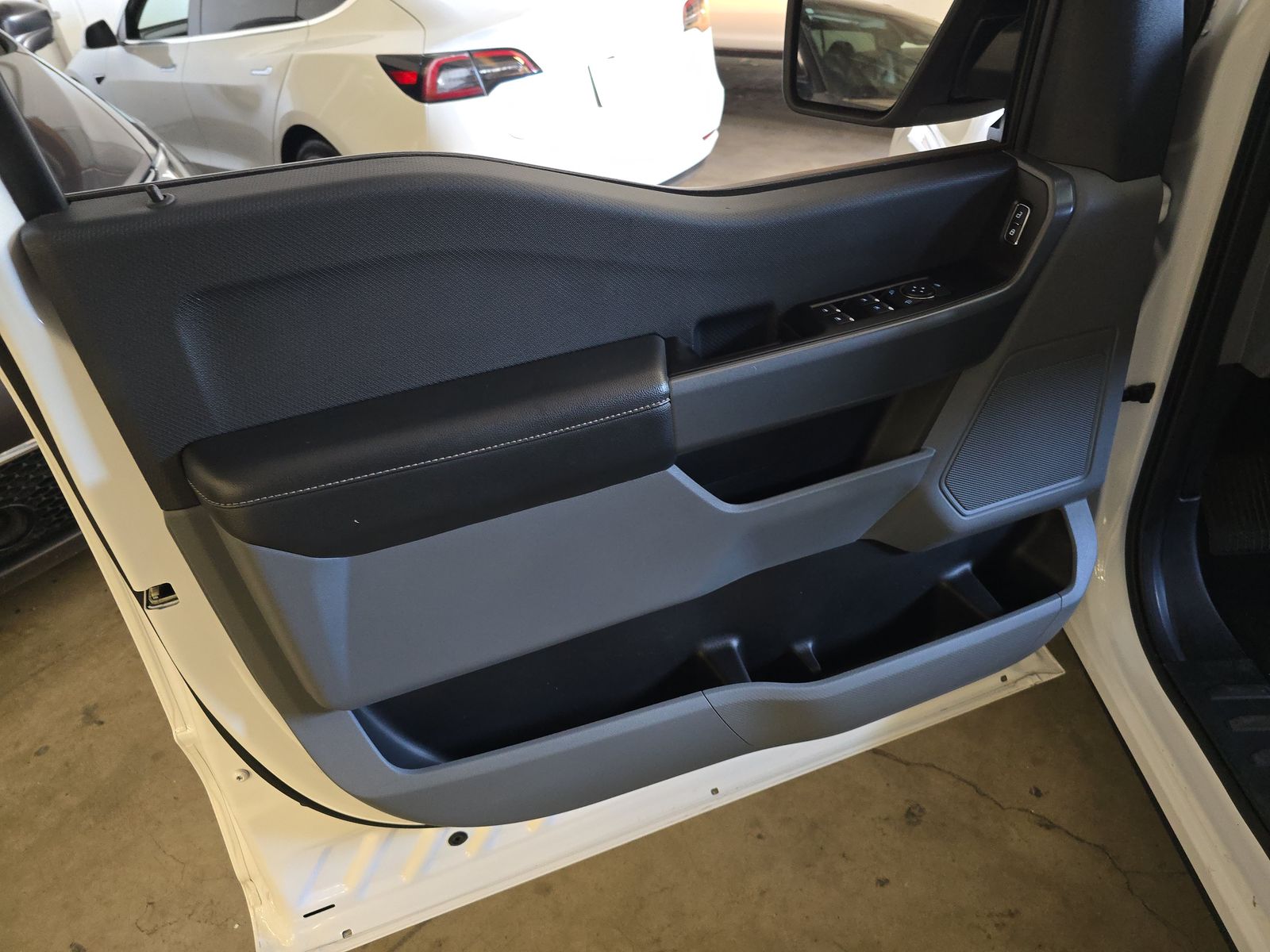 2022 Ford F-150 XLT RWD