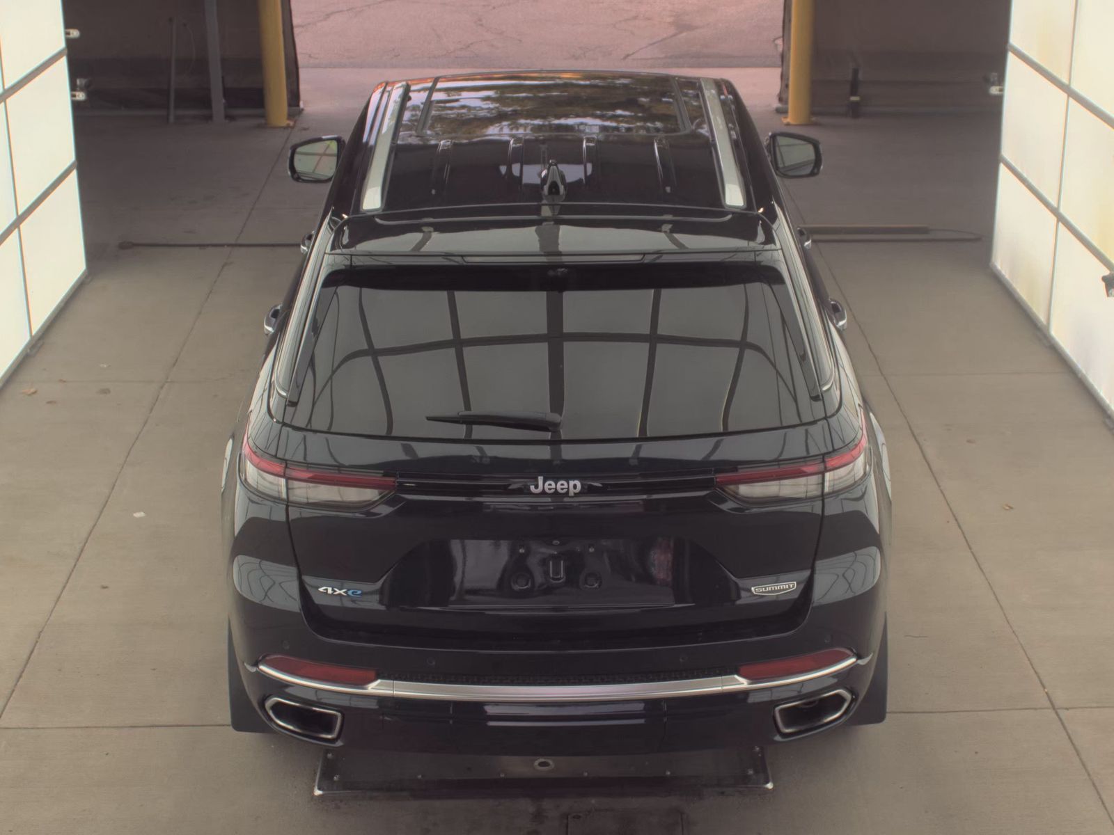 2022 Jeep Grand Cherokee 4xe Summit AWD