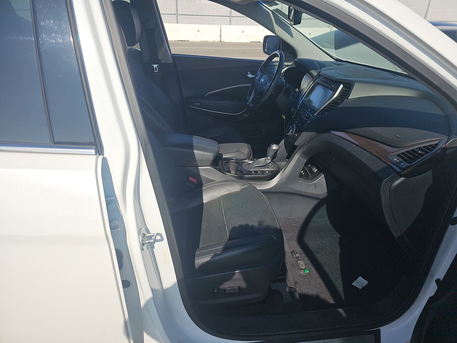 2017 Hyundai Santa Fe Sport 2.0T Ultimate FWD