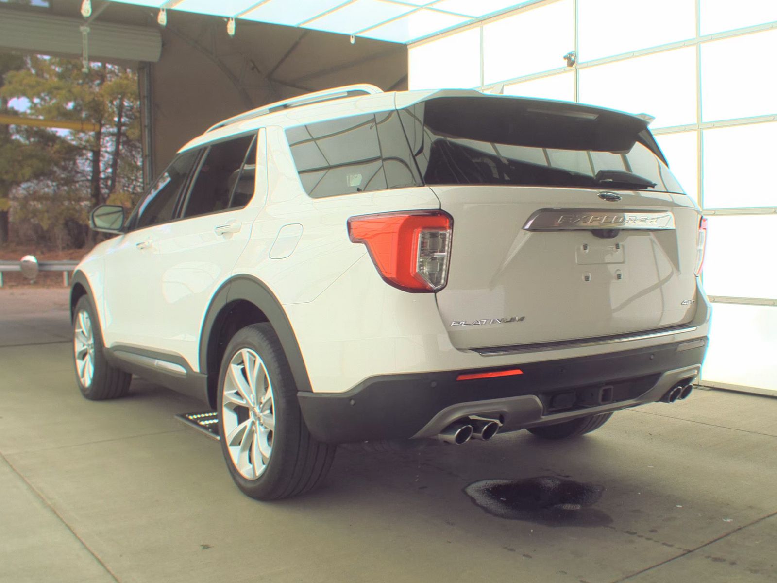 2022 Ford Explorer Platinum AWD