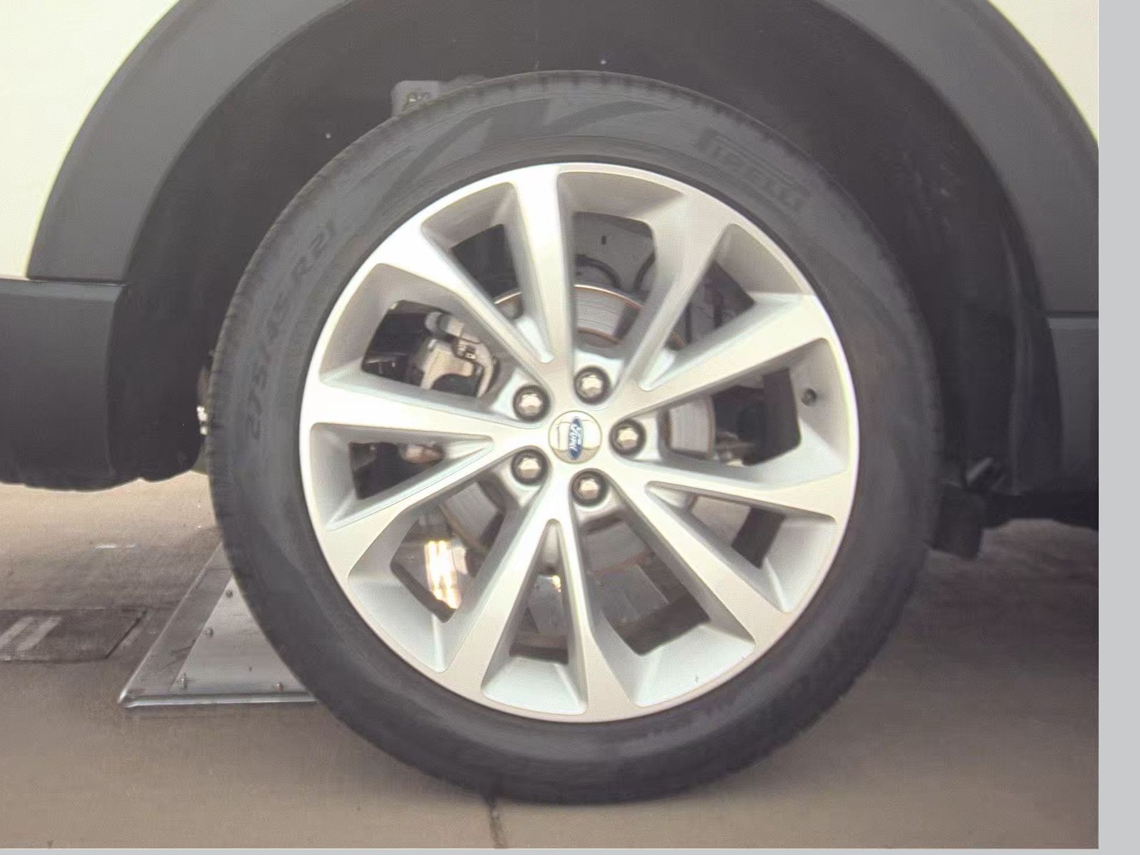 2022 Ford Explorer Platinum AWD