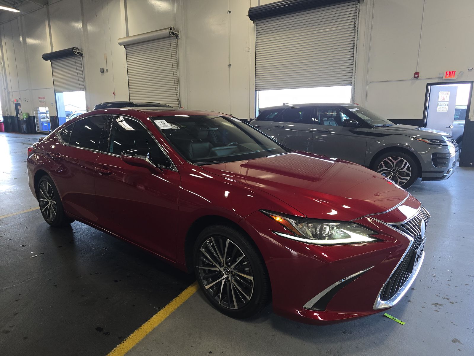 2025 Lexus ES ES 300h FWD