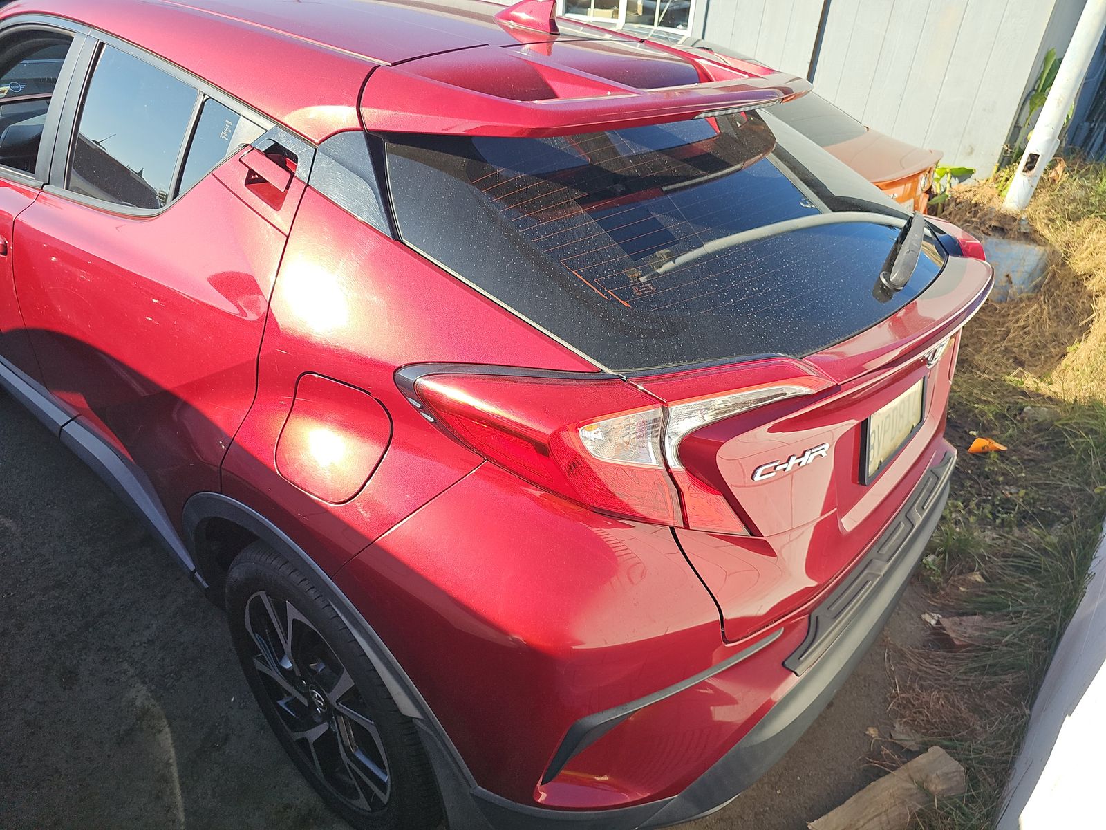 2018 Toyota C-HR XLE Premium FWD