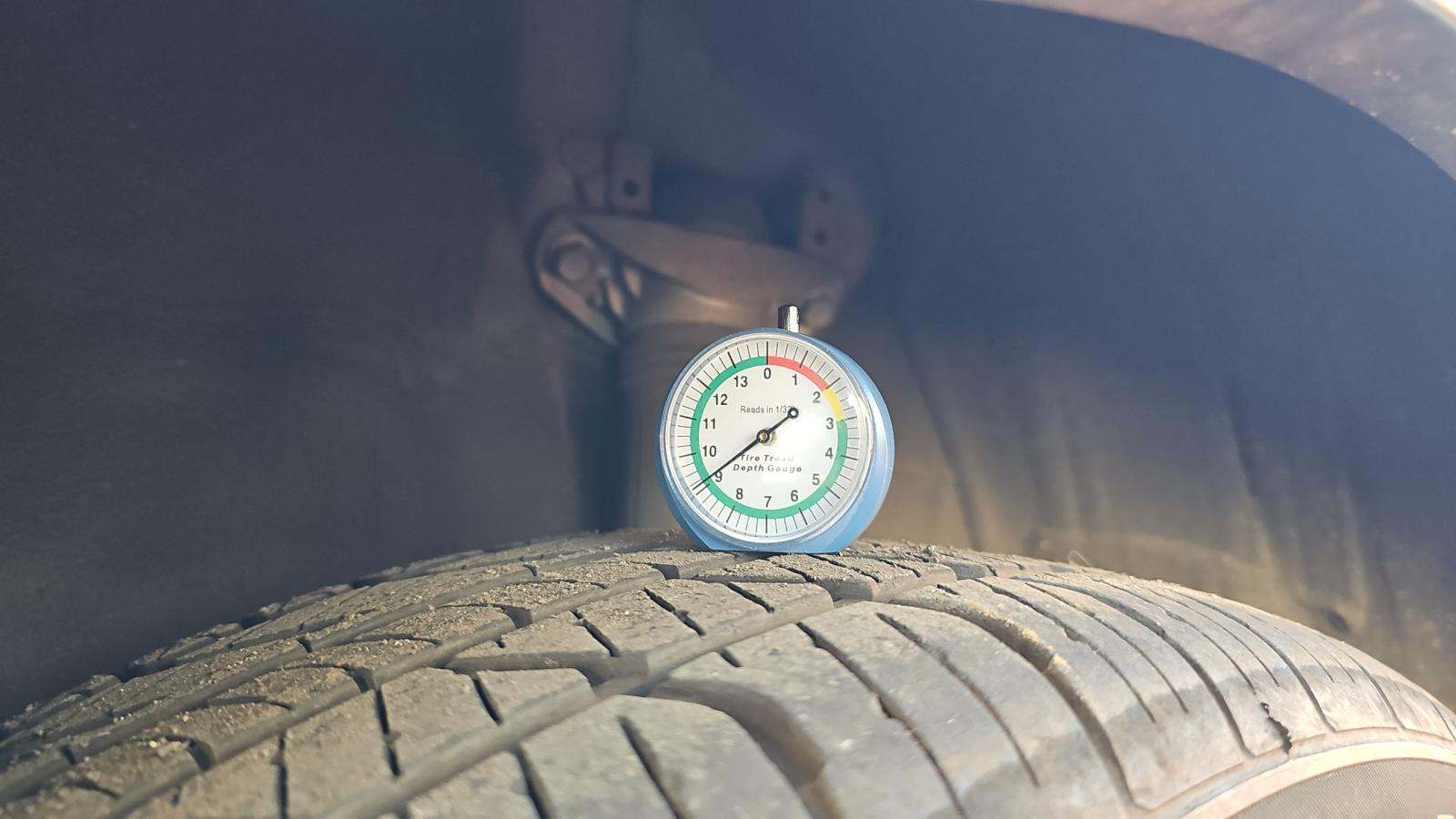 2018 Toyota C-HR XLE Premium FWD