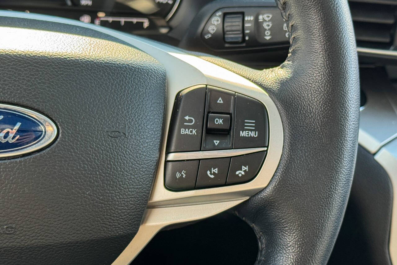 2022 Ford Explorer XLT AWD