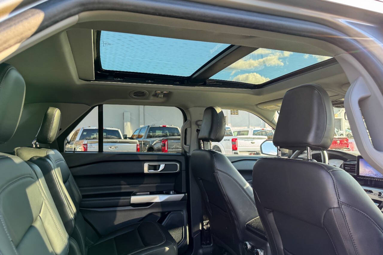 2022 Ford Explorer XLT AWD