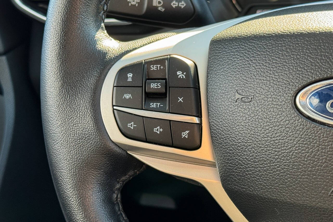 2022 Ford Explorer XLT AWD