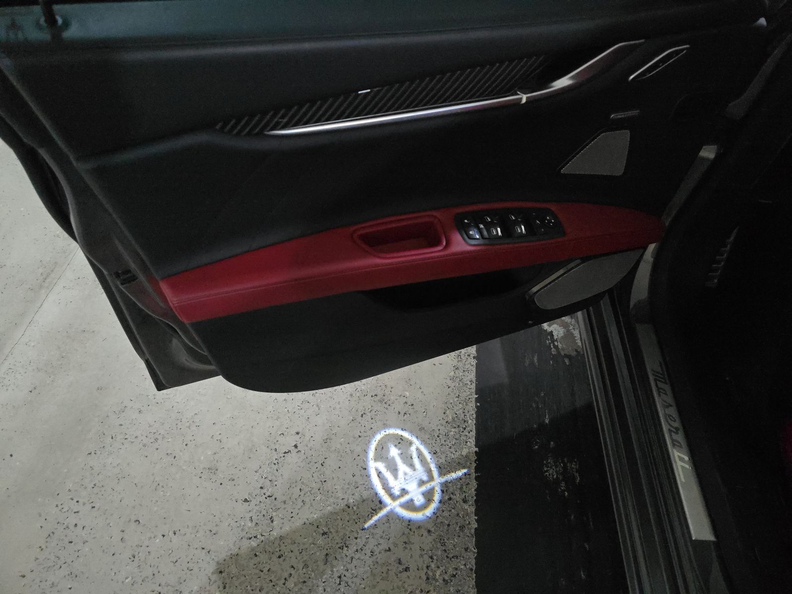 2022 Maserati Ghibli Modena RWD