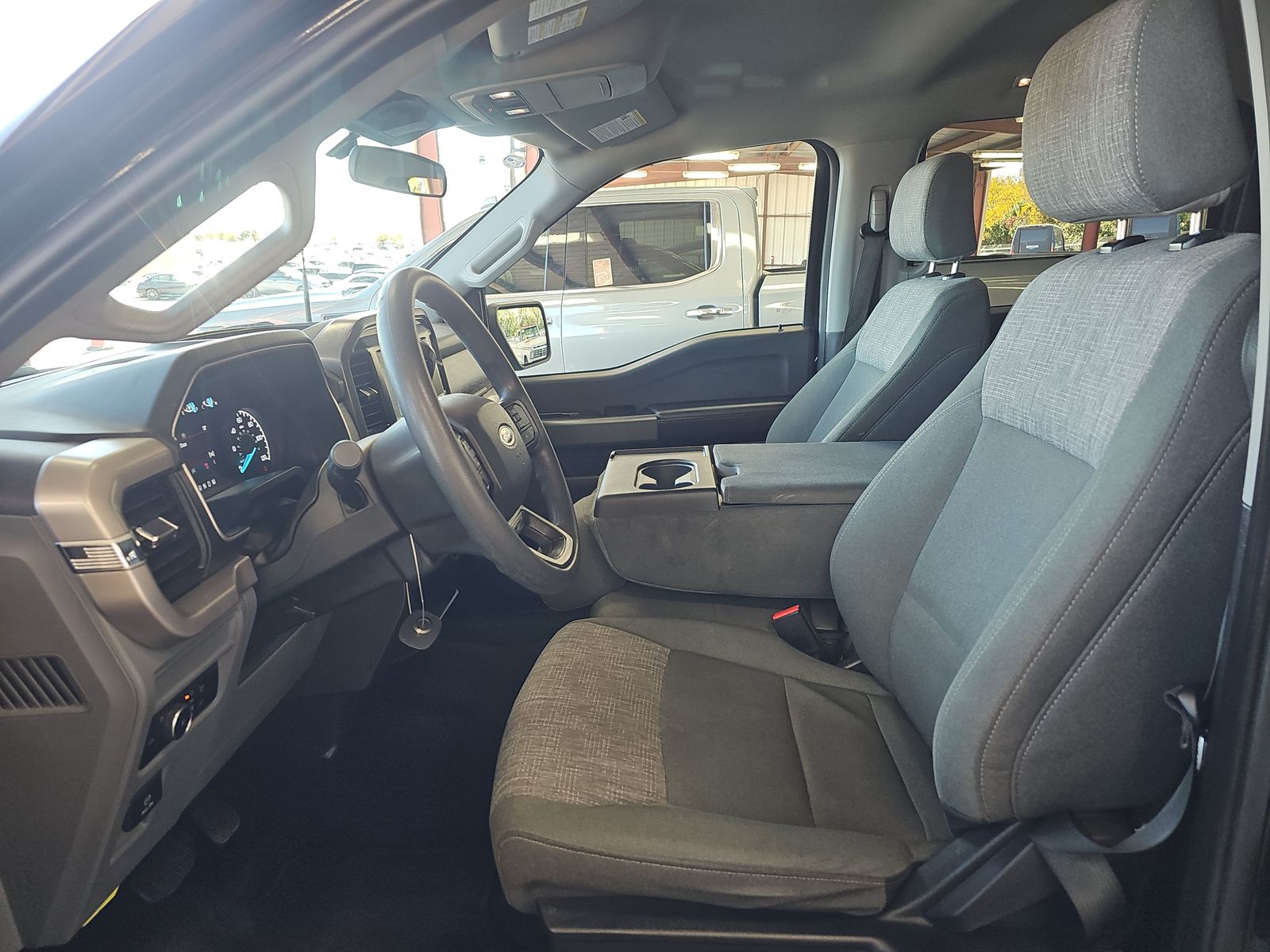 2023 Ford F-150 XLT RWD