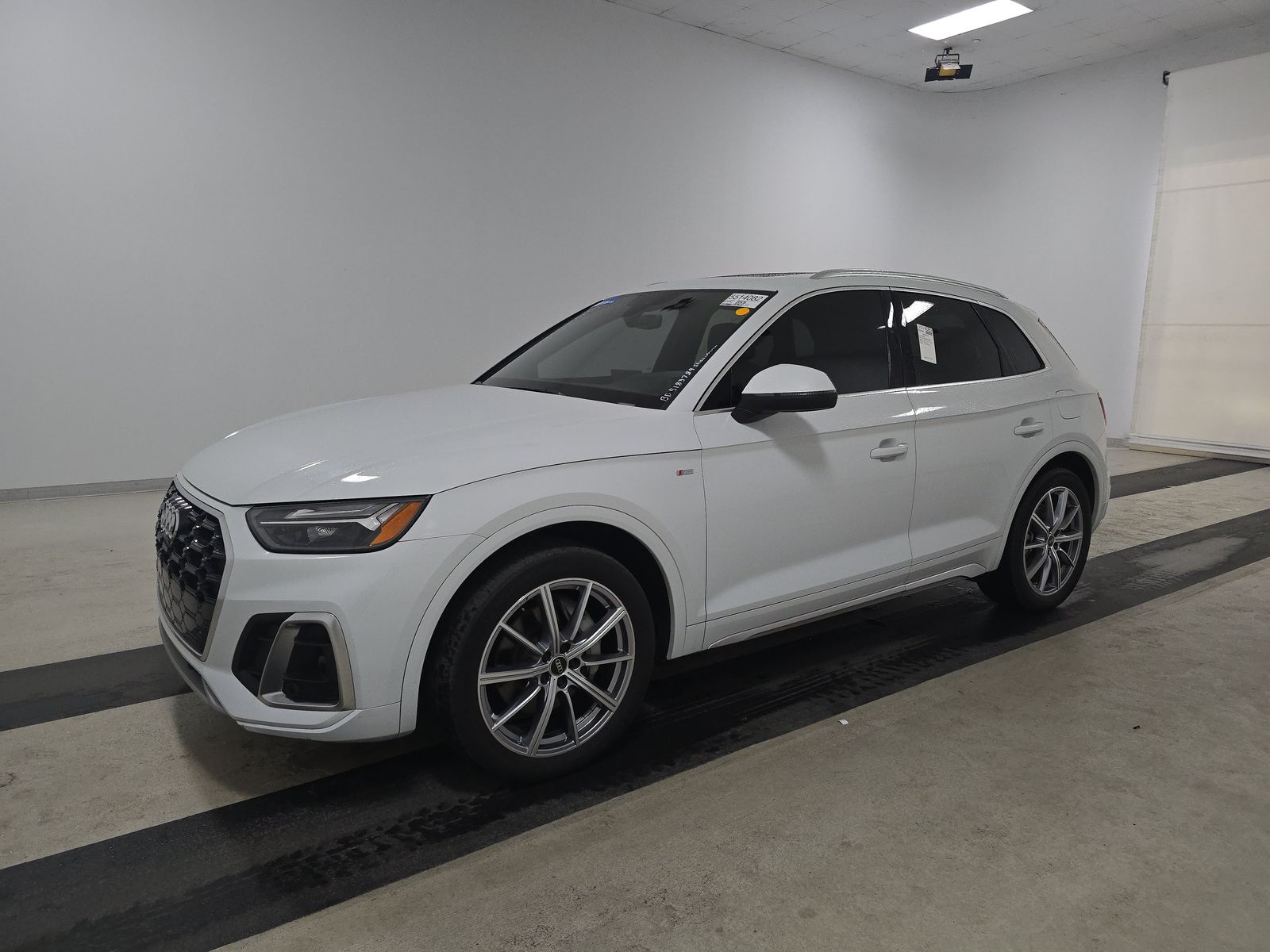 2023 Audi Q5 e Plug-In Hybrid S line Premium Plus AWD