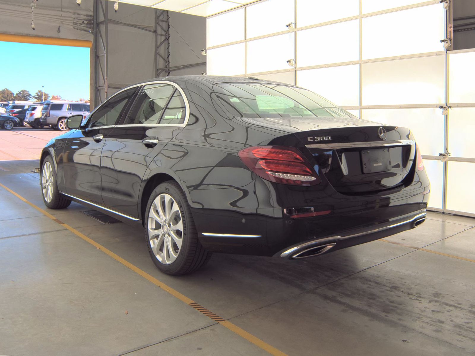 2017 Mercedes-Benz E-Class E 300 Luxury RWD