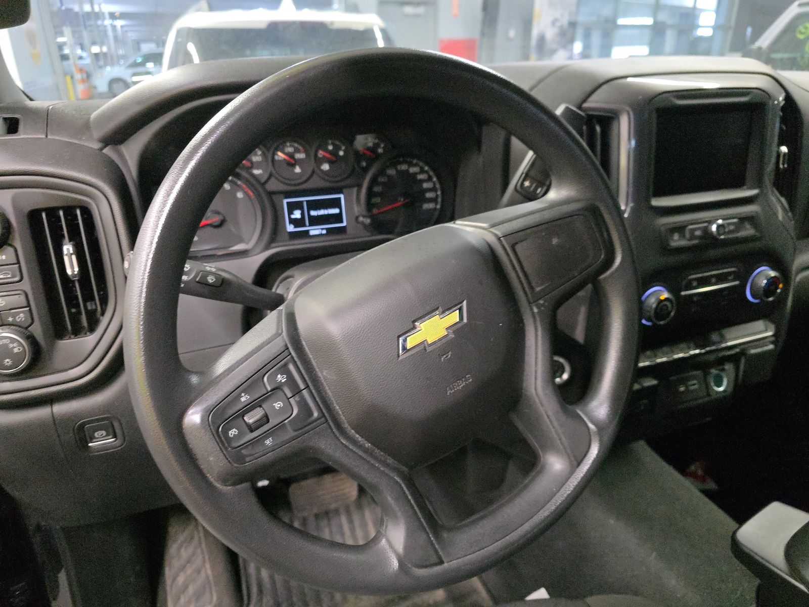 2023 Chevrolet Silverado 1500 Custom AWD