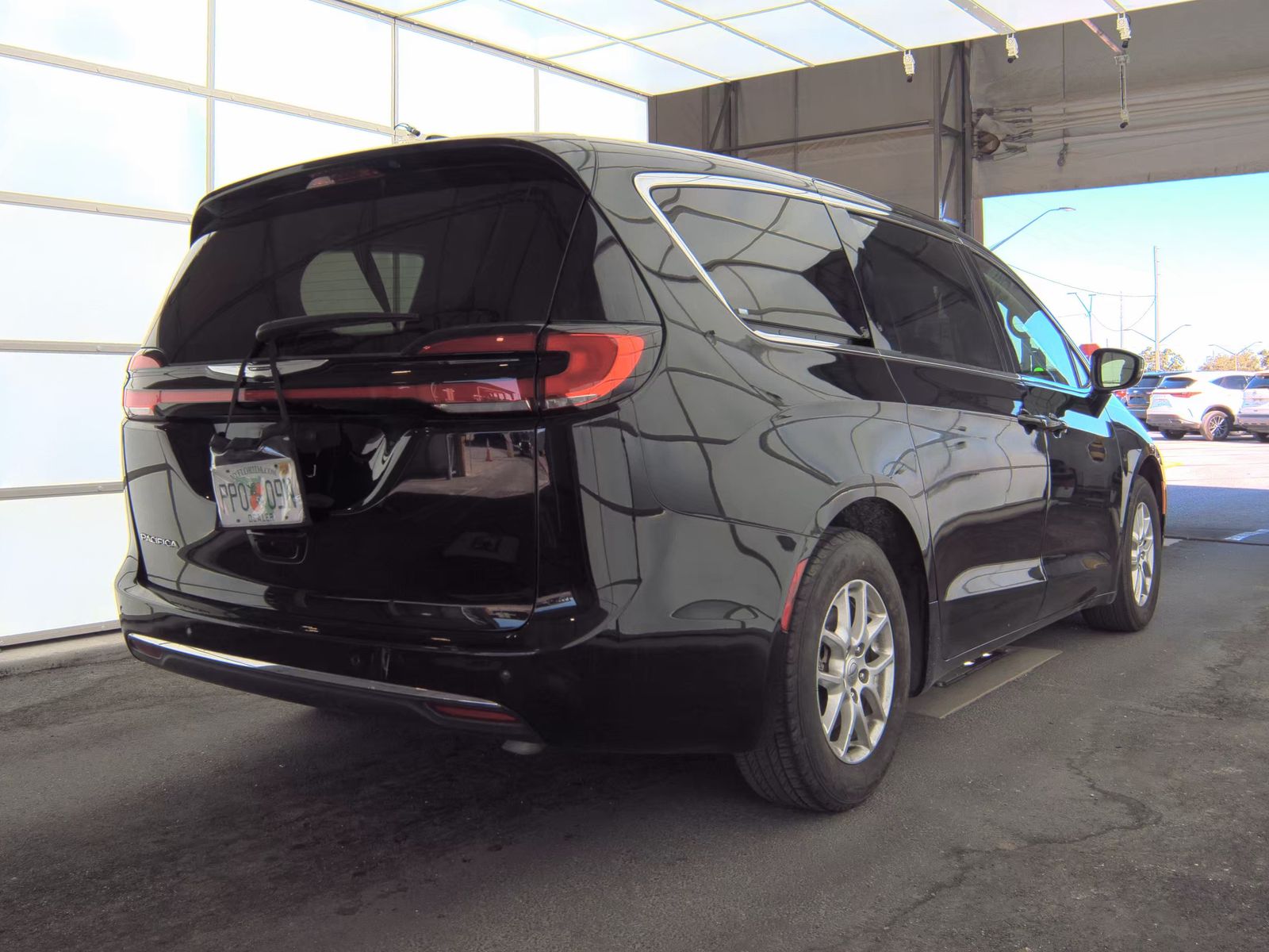 2024 Chrysler Pacifica Touring L FWD