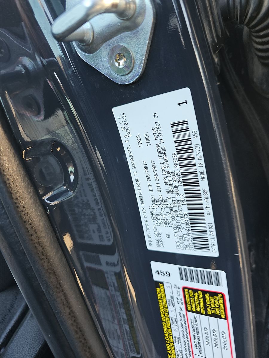 2024 Toyota Tacoma TRD Off-Road AWD