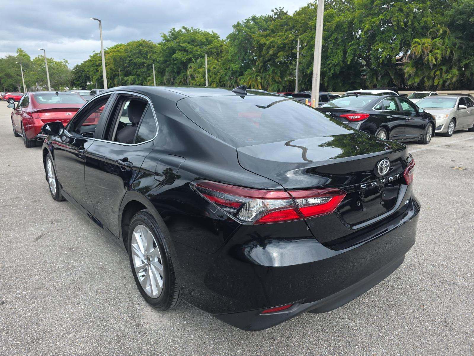 2024 Toyota Camry LE FWD