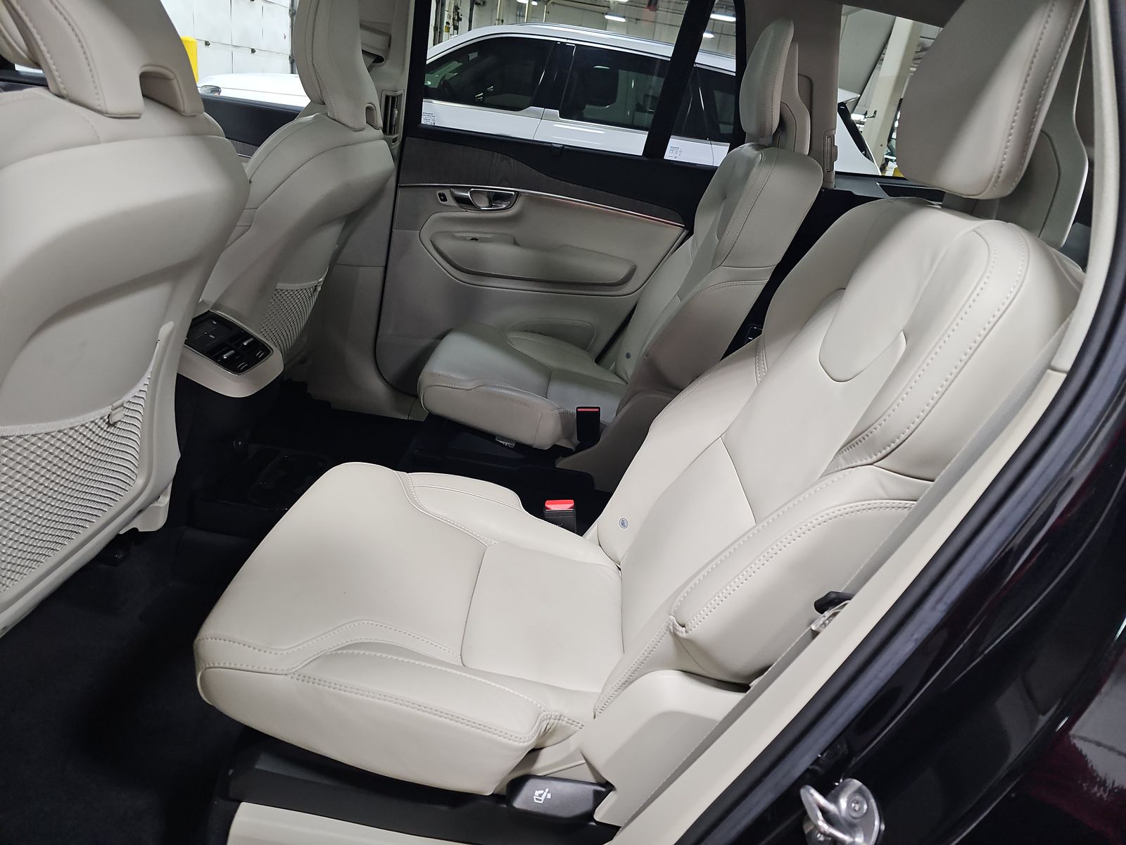 2022 Volvo XC90 T6 Inscription AWD