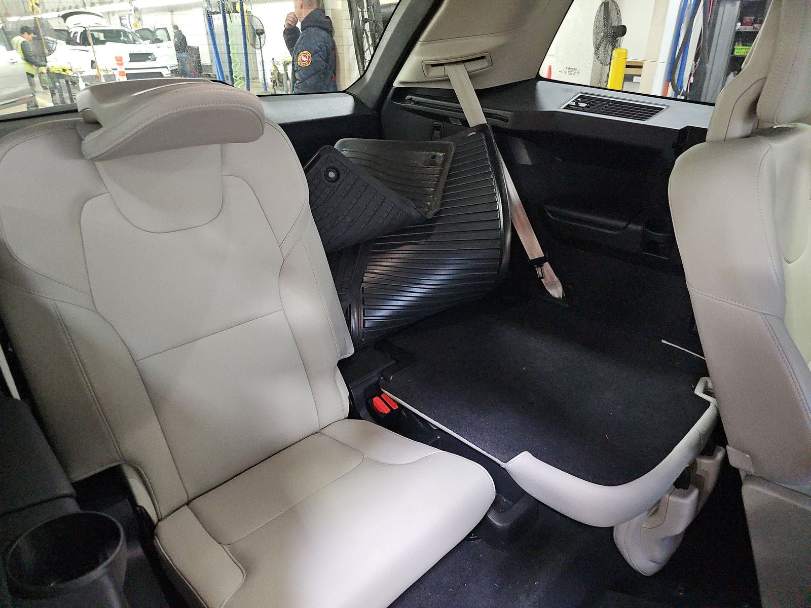 2024 Volvo XC90 Recharge T8 Plus AWD