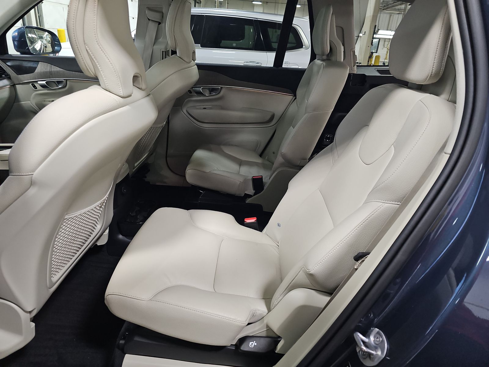 2024 Volvo XC90 Recharge T8 Plus AWD