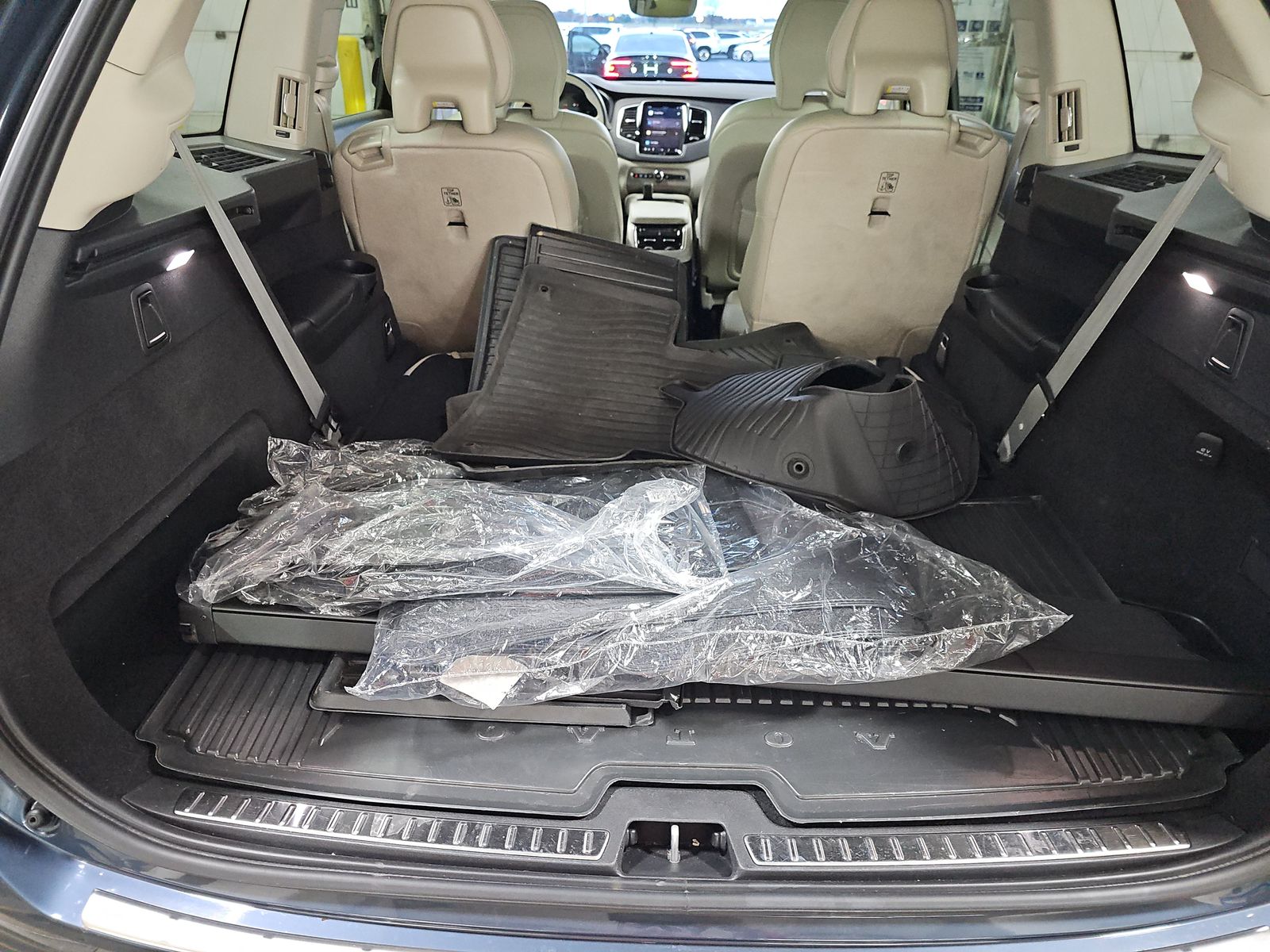 2024 Volvo XC90 Recharge T8 Plus AWD