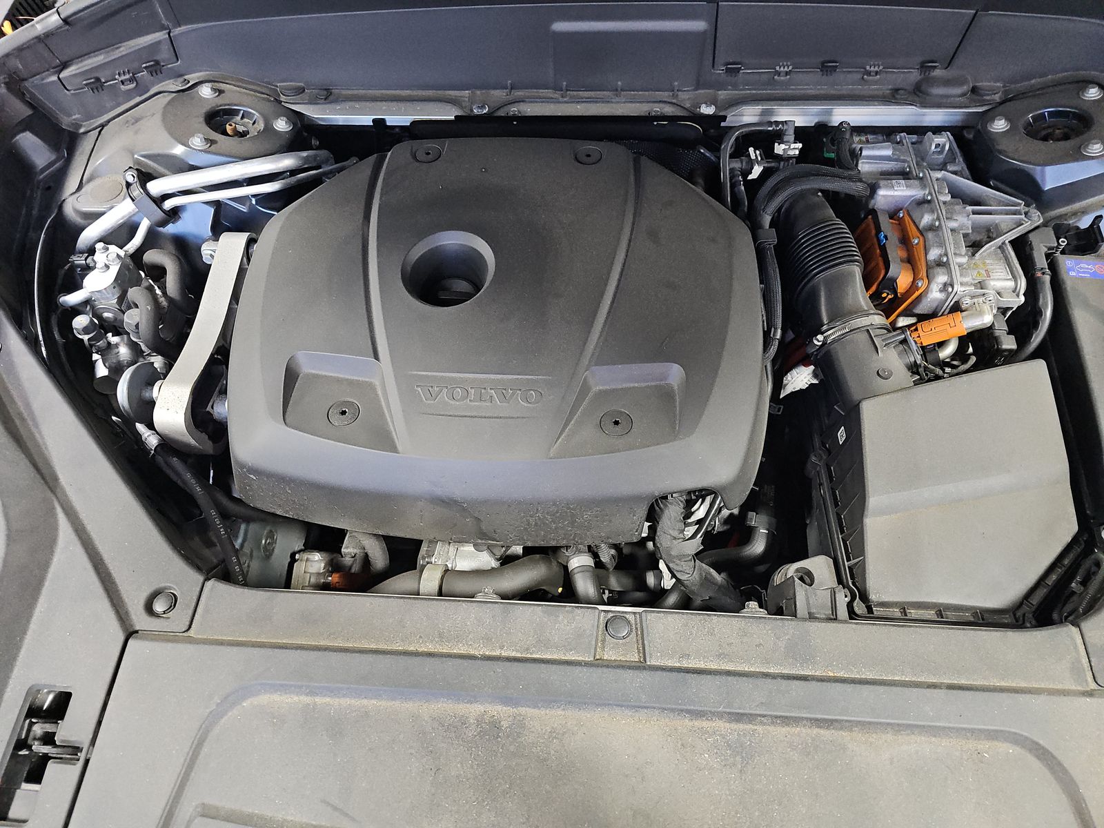 2024 Volvo XC90 Recharge T8 Plus AWD