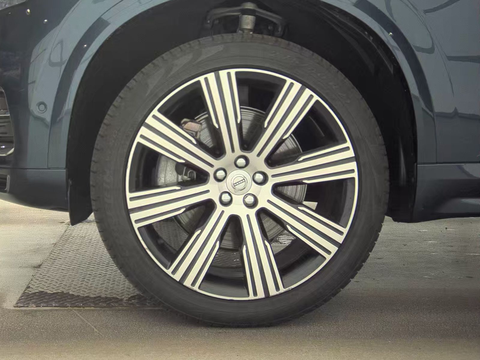 2024 Volvo XC90 Recharge T8 Plus AWD