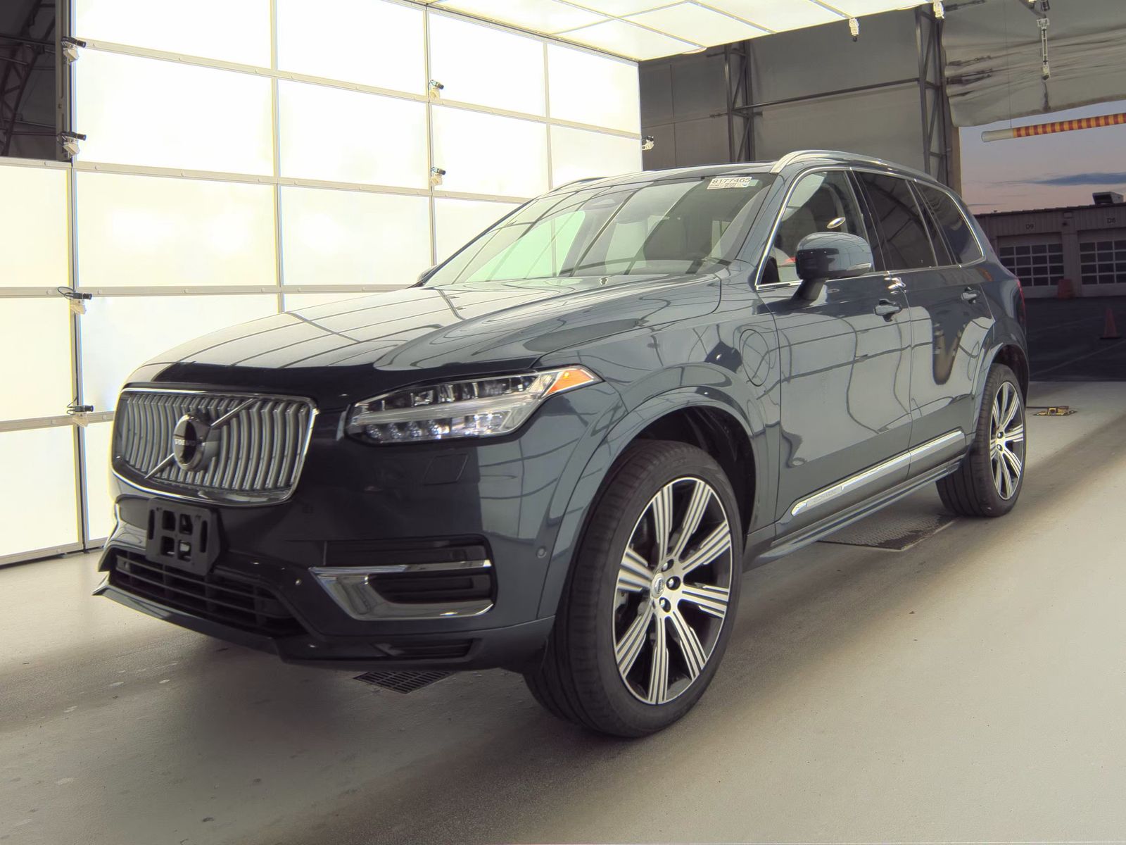 2024 Volvo XC90 Recharge T8 Plus AWD
