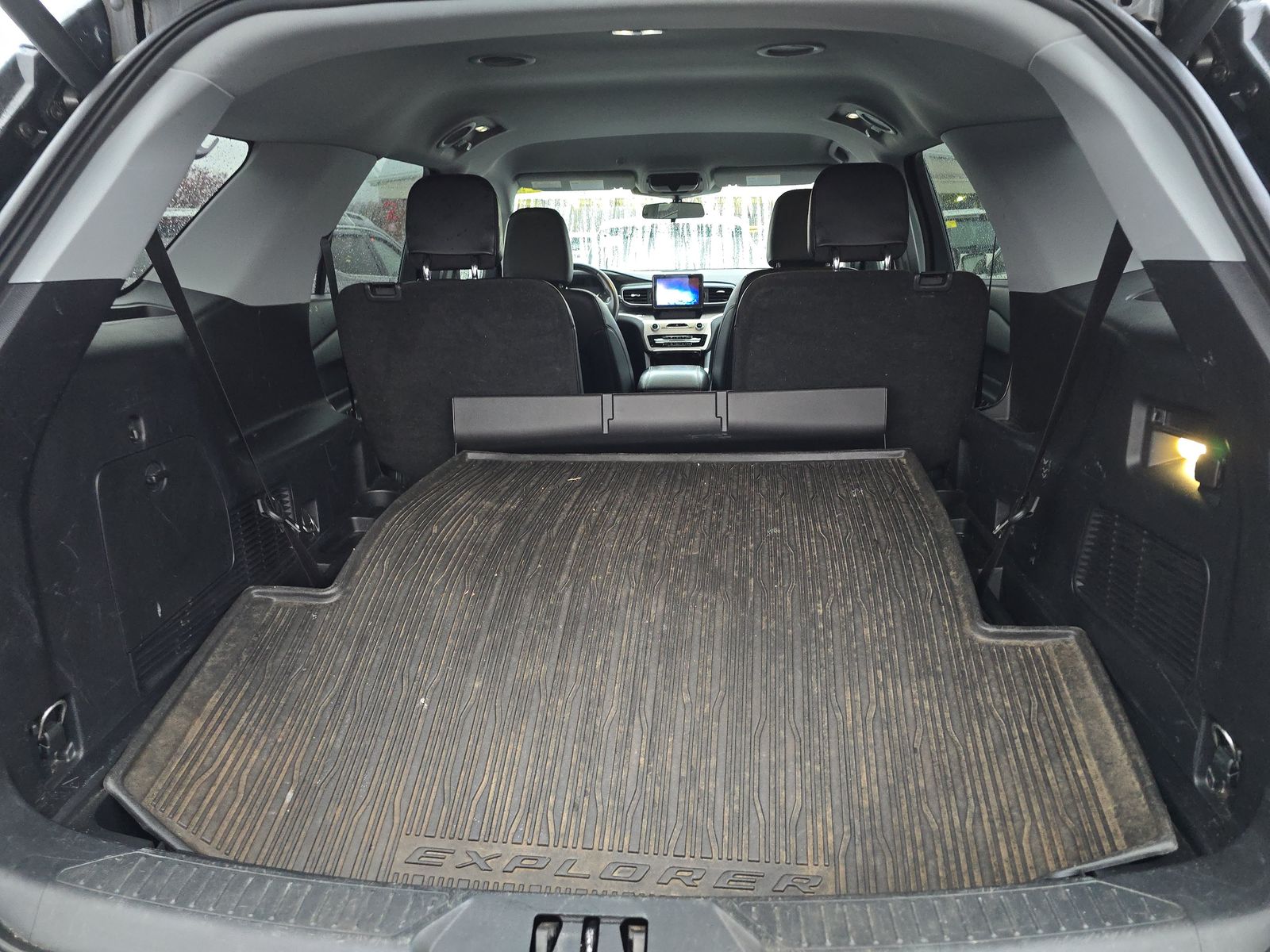 2022 Ford Explorer XLT AWD