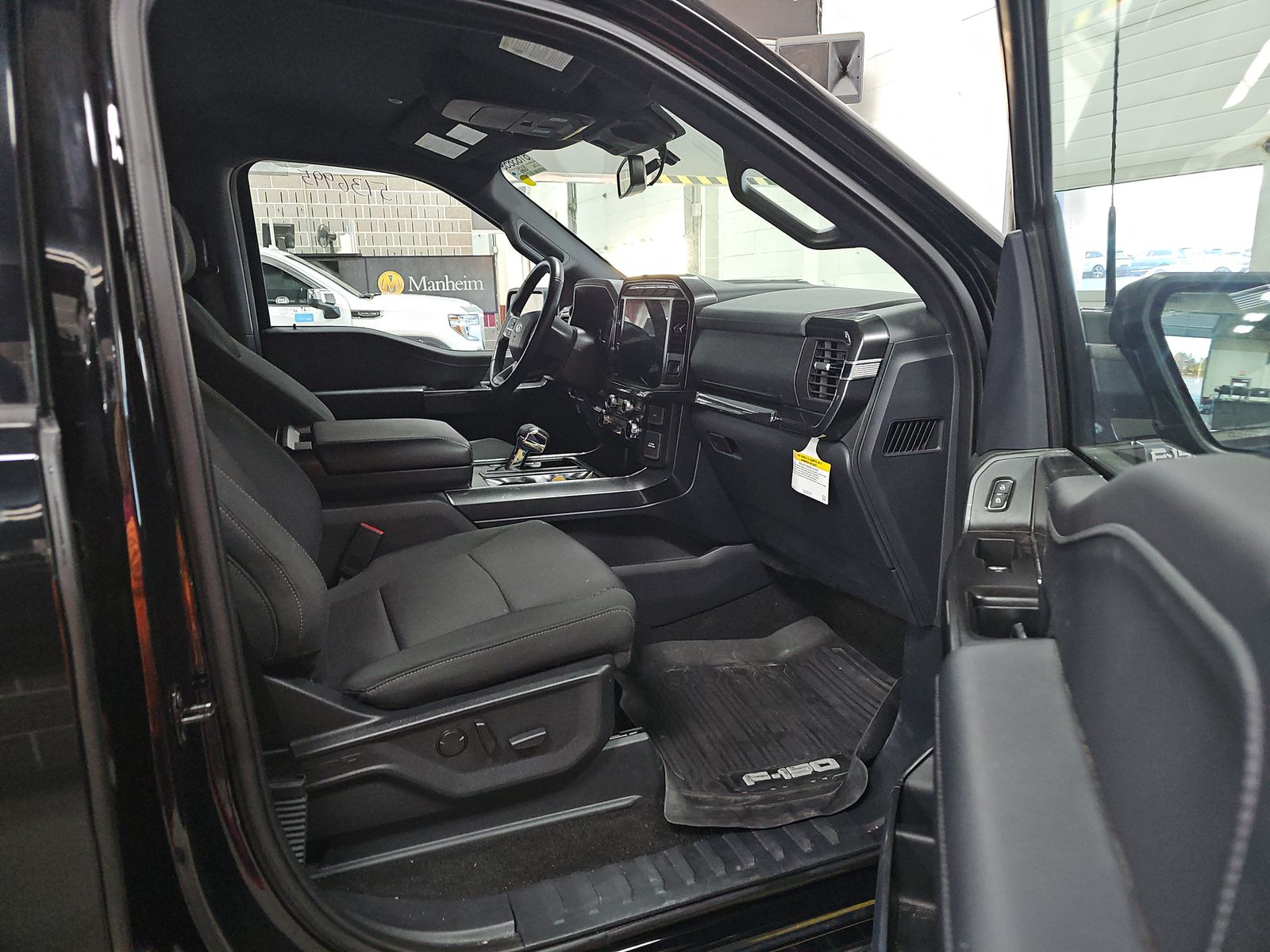 2022 Ford F-150 XLT AWD