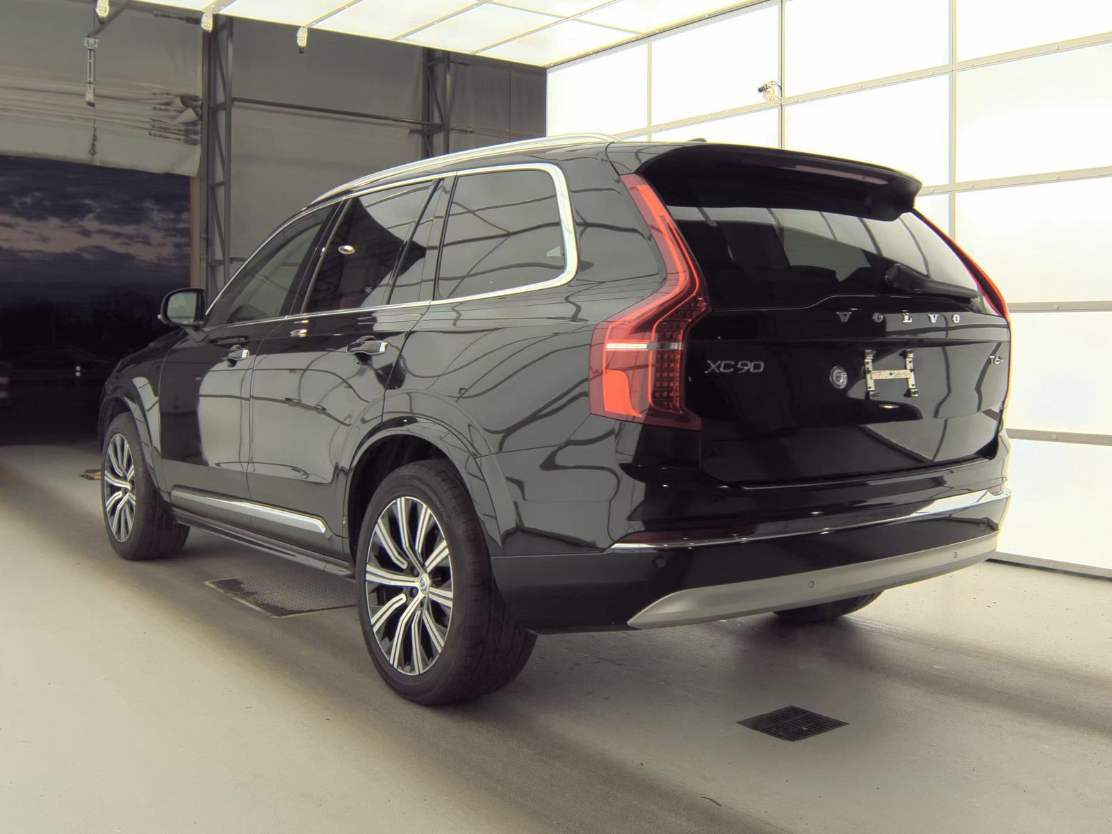 2022 Volvo XC90 T6 Inscription AWD