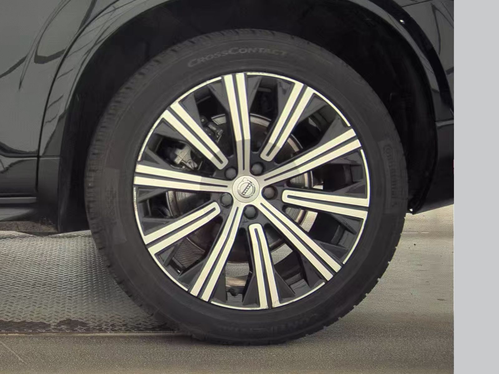 2022 Volvo XC90 T6 Inscription AWD