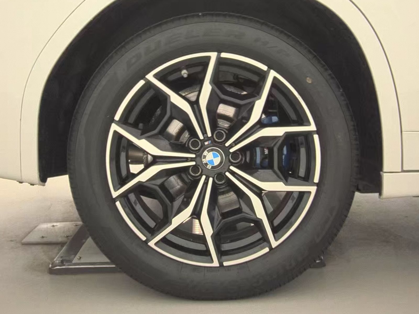 2023 BMW X3 M40i AWD