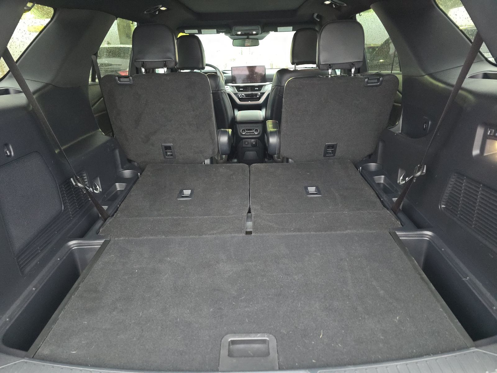 2025 Ford Explorer ST-Line AWD