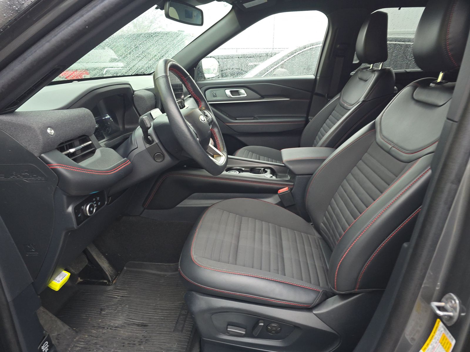 2025 Ford Explorer ST-Line AWD