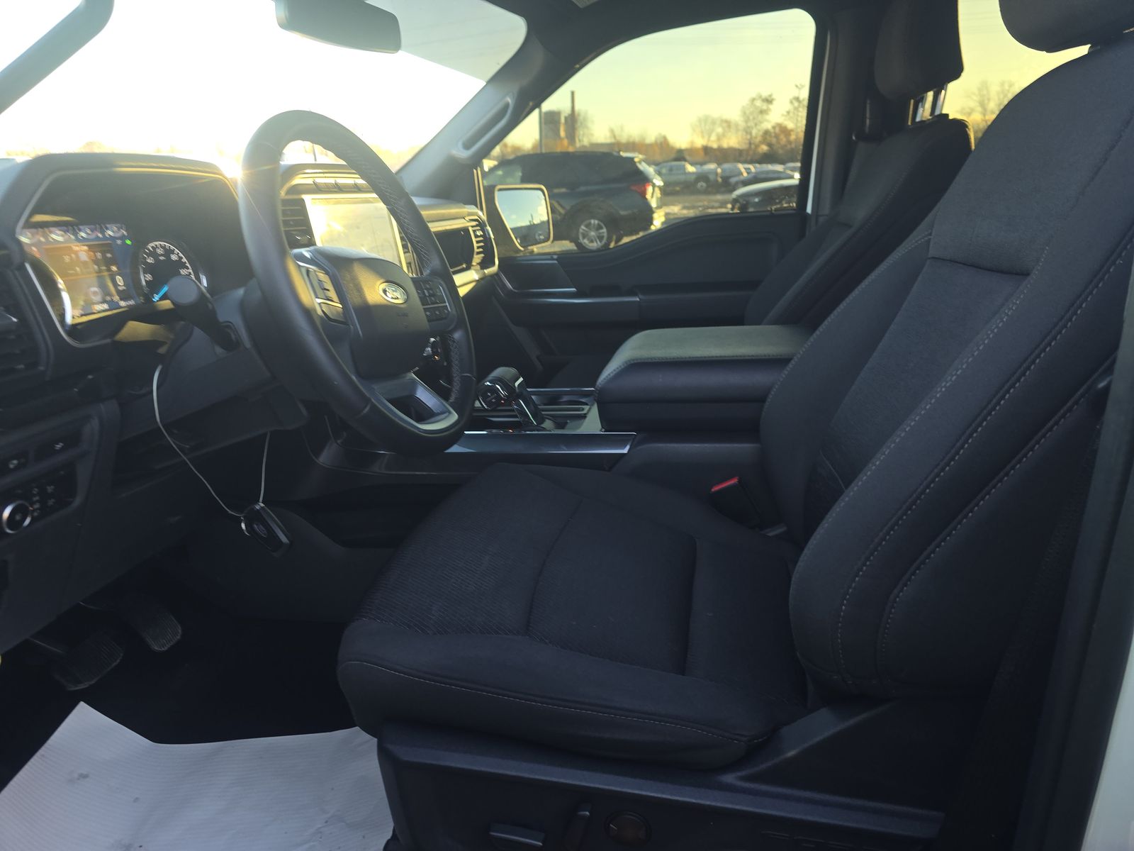 2023 Ford F-150 Hybrid XLT AWD