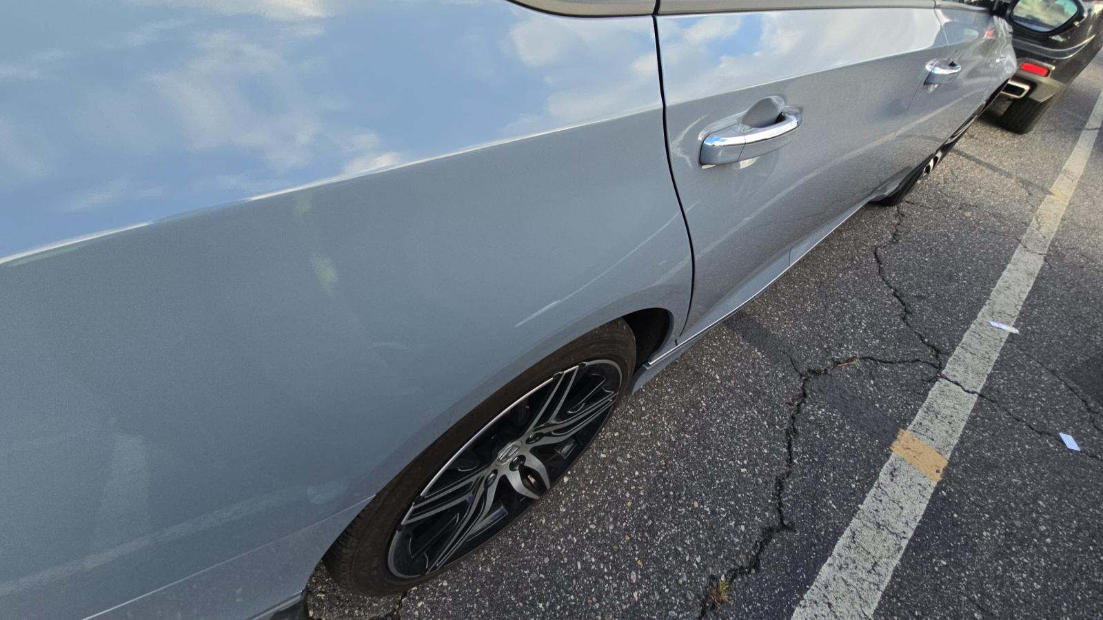 2022 Honda Accord Hybrid Touring FWD