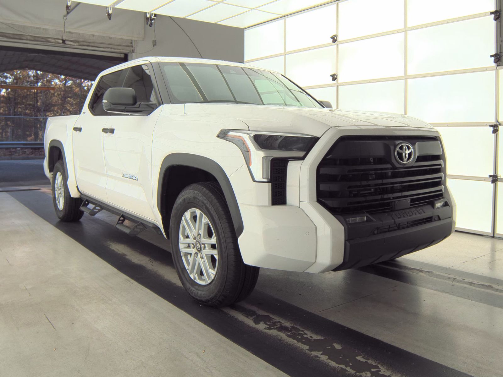 2025 Toyota Tundra SR5 RWD