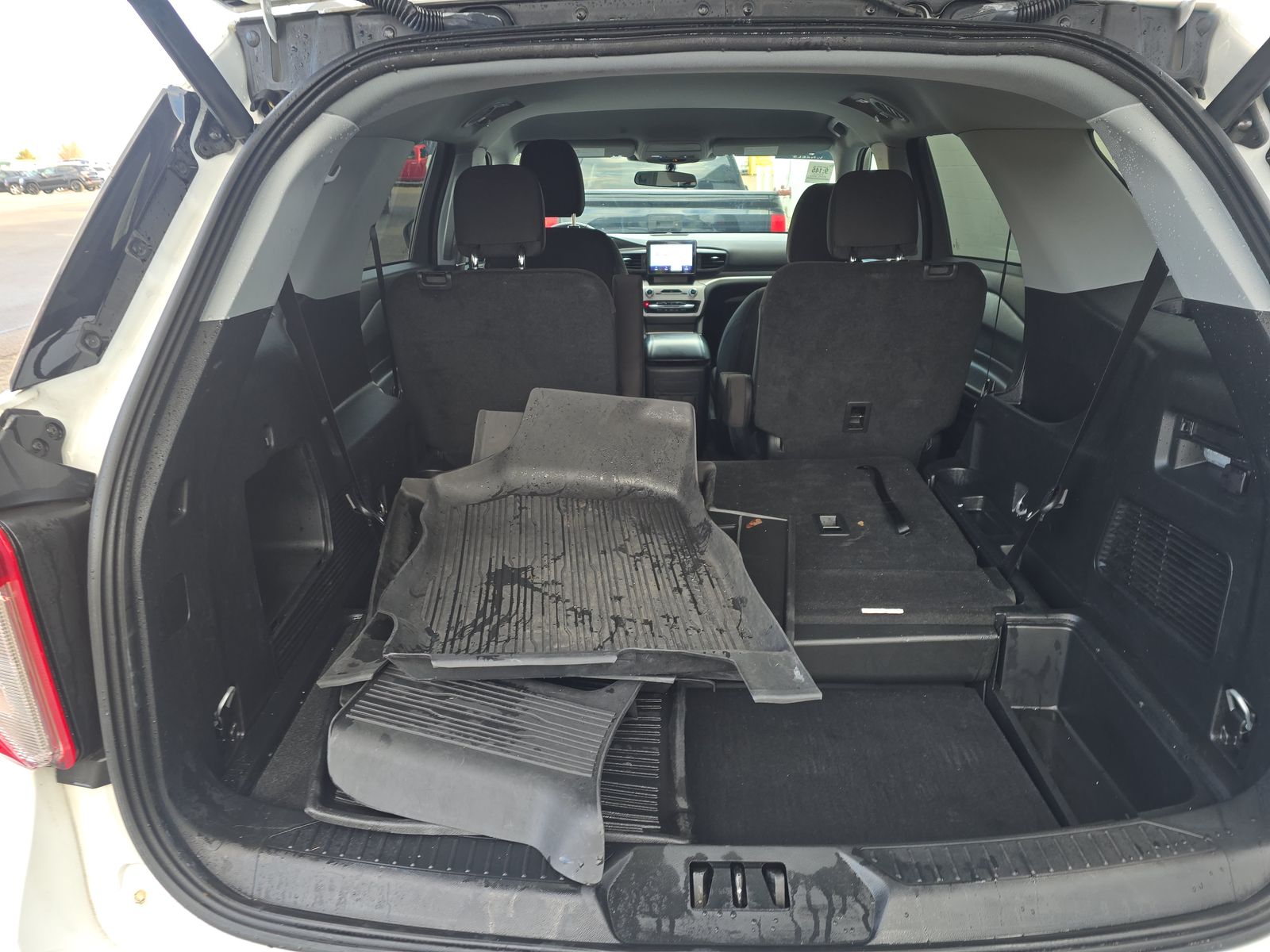 2023 Ford Explorer XLT AWD