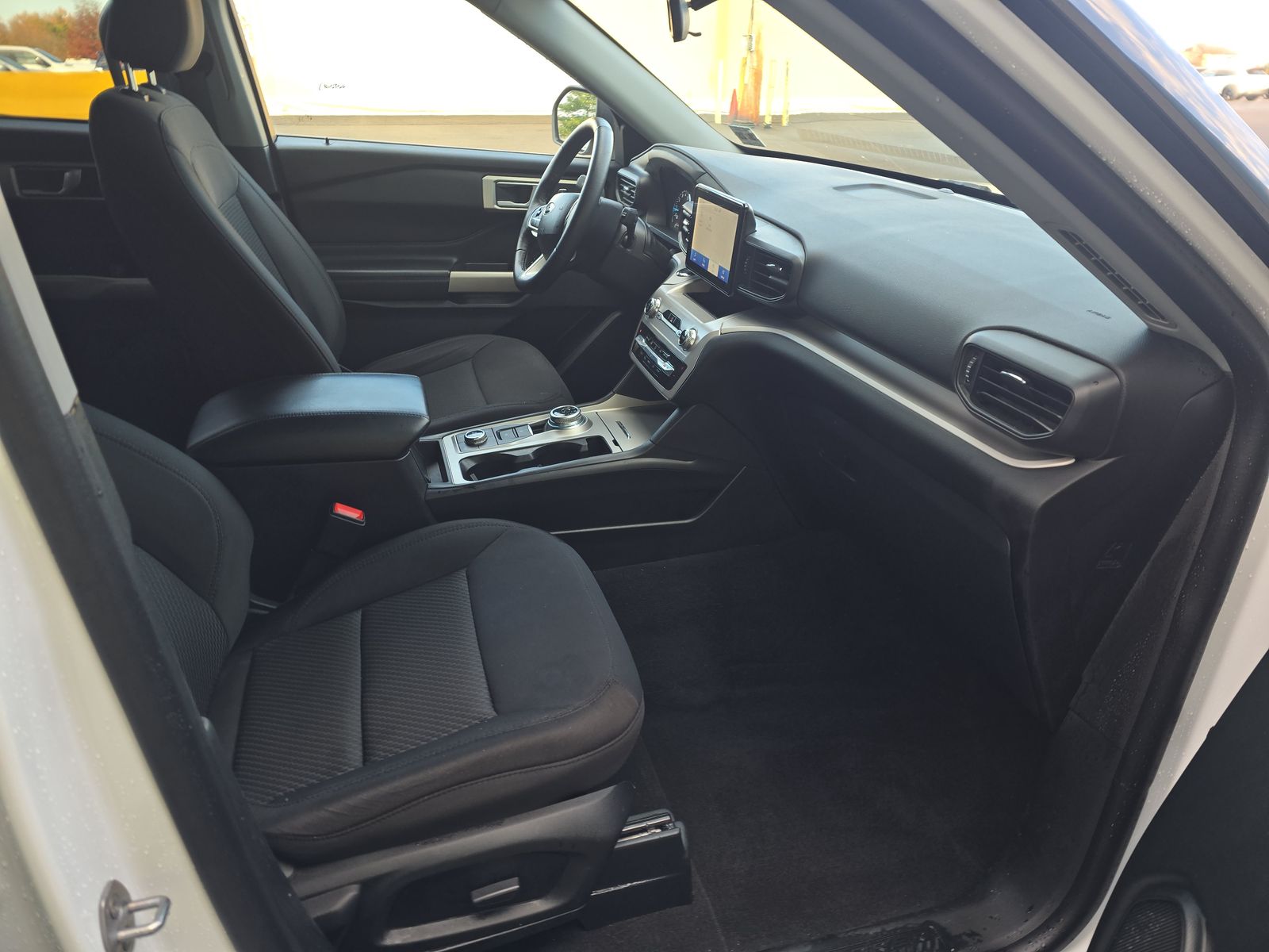 2023 Ford Explorer XLT AWD