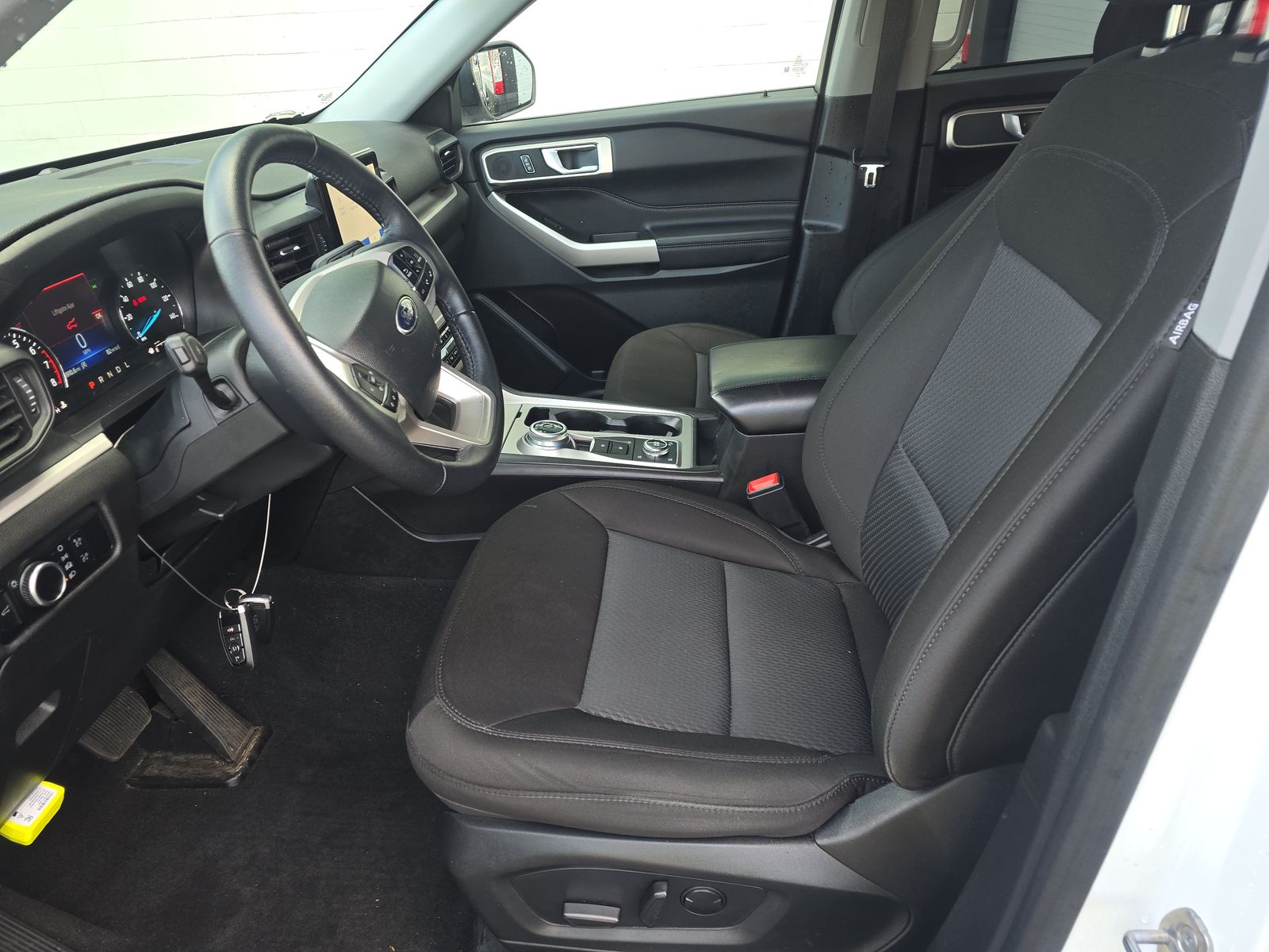 2023 Ford Explorer XLT AWD