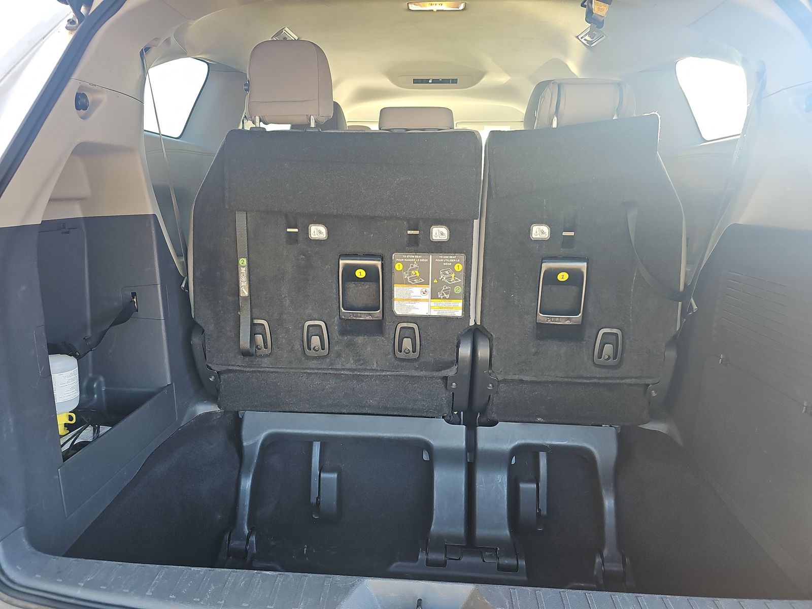 2023 Toyota Sienna LE FWD