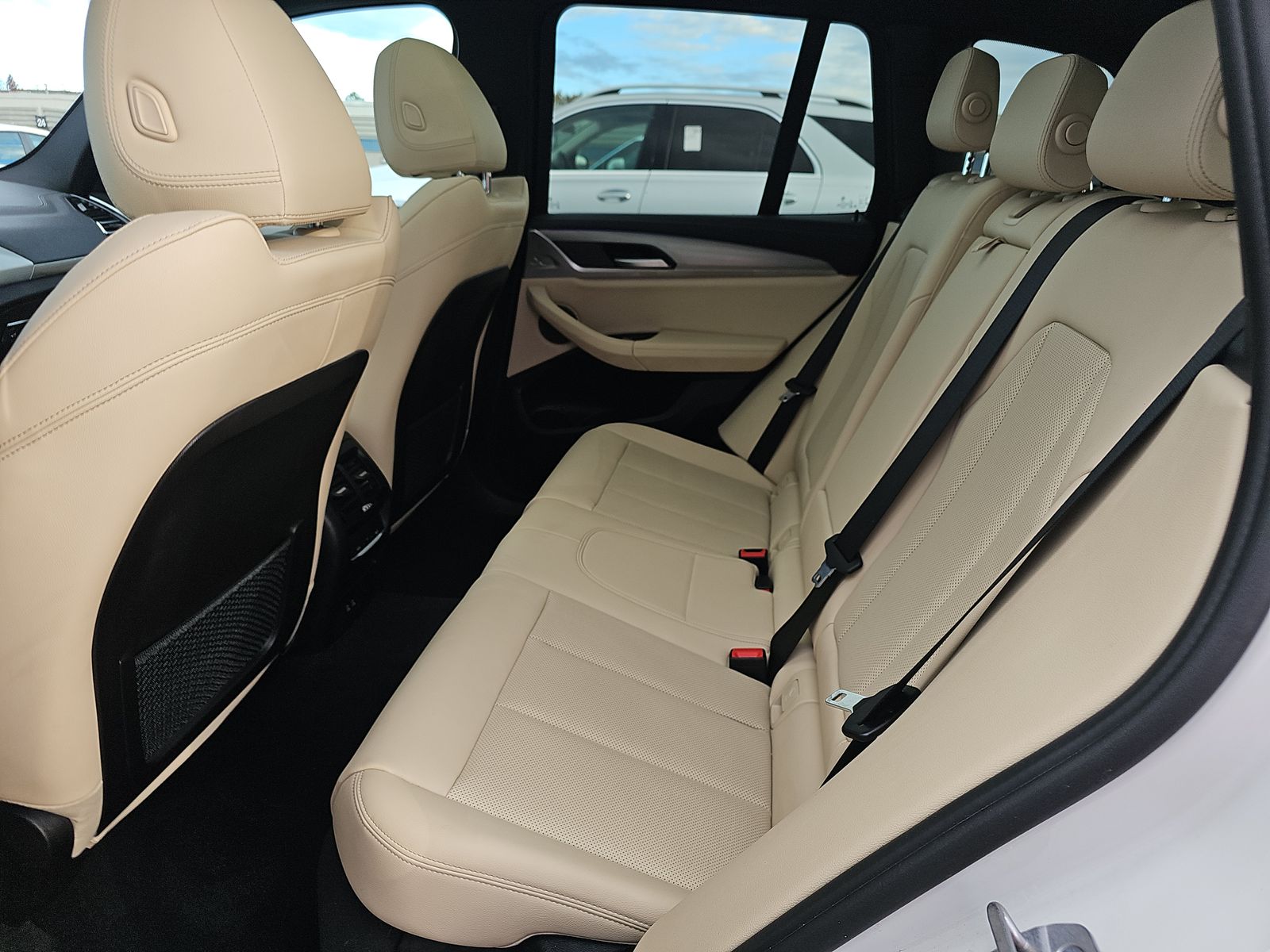 2023 BMW X3 M40i AWD