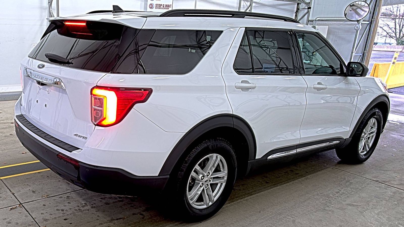2023 Ford Explorer XLT AWD