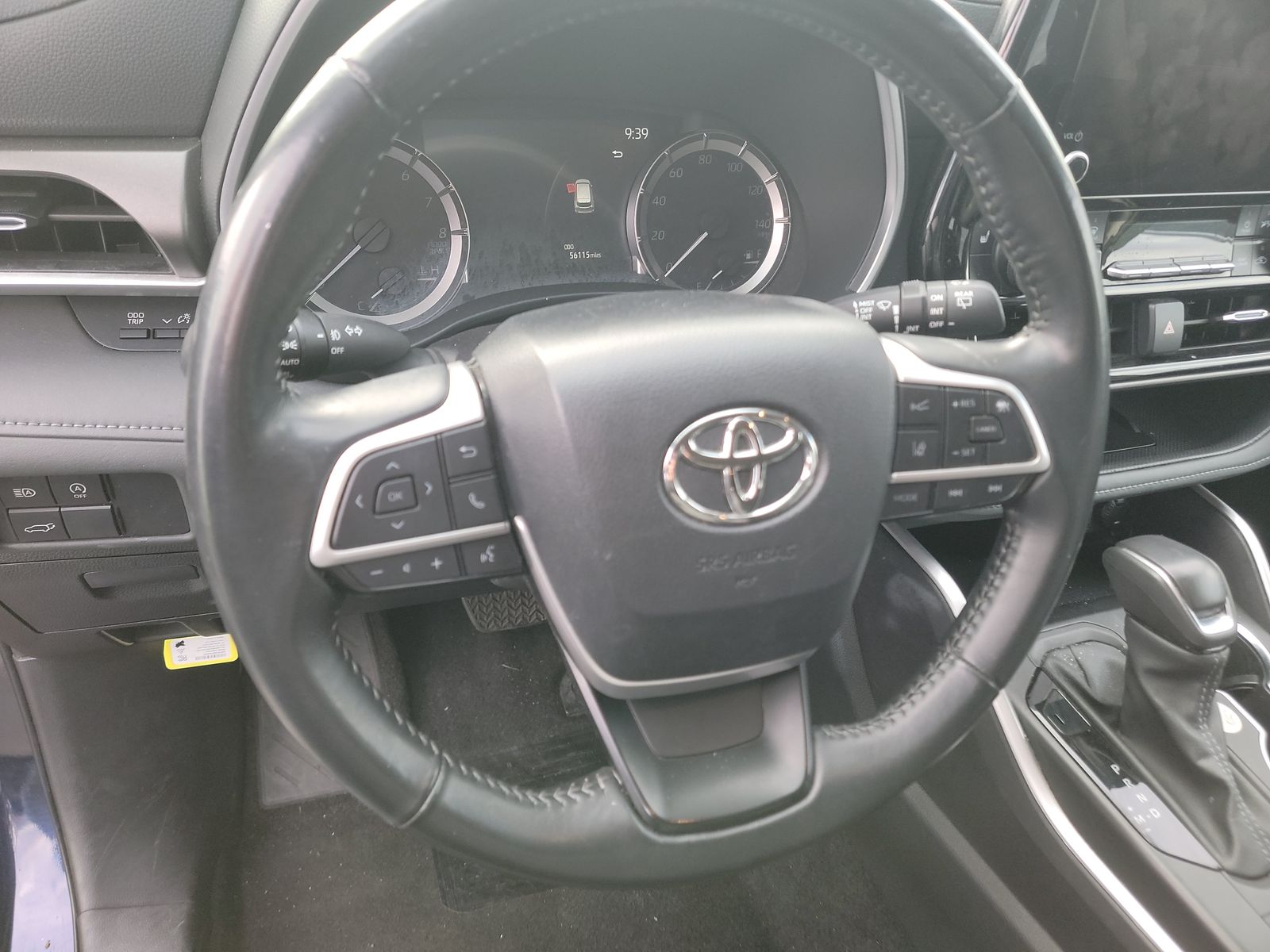 2024 Toyota Highlander XLE FWD