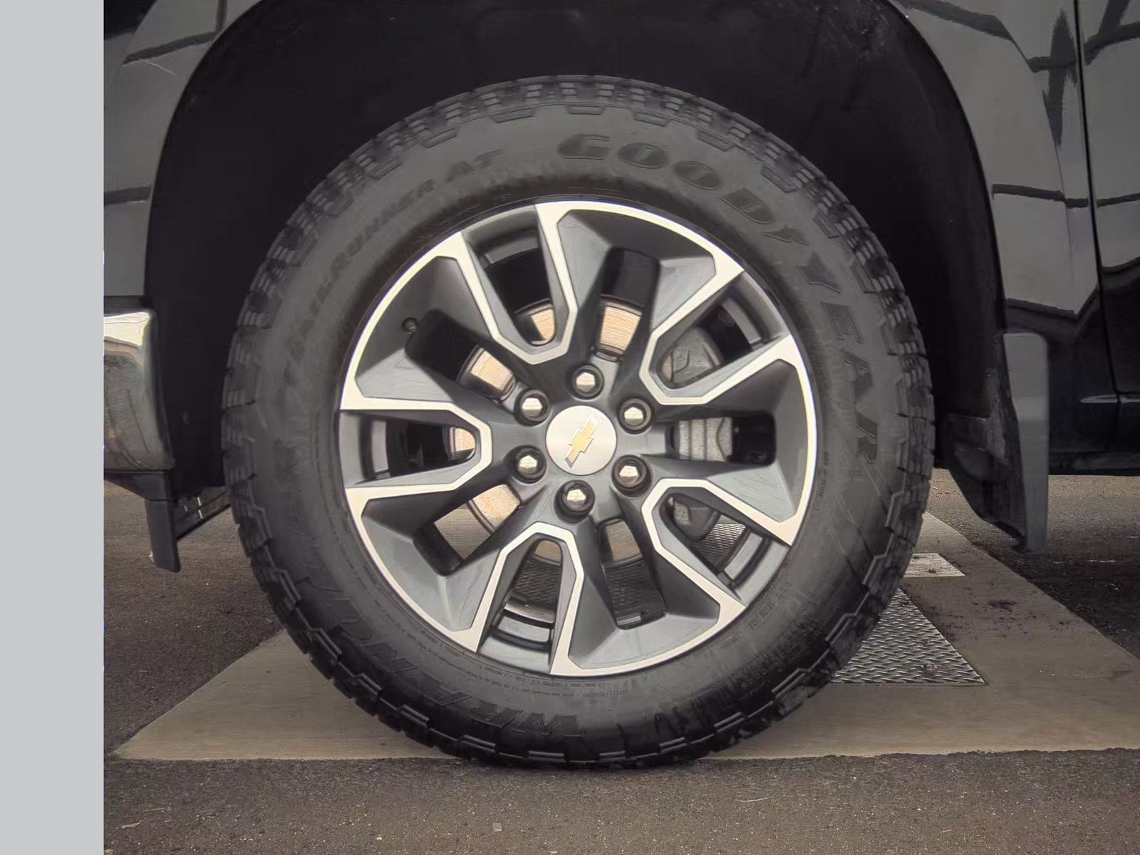 2023 Chevrolet Silverado 1500 LT AWD